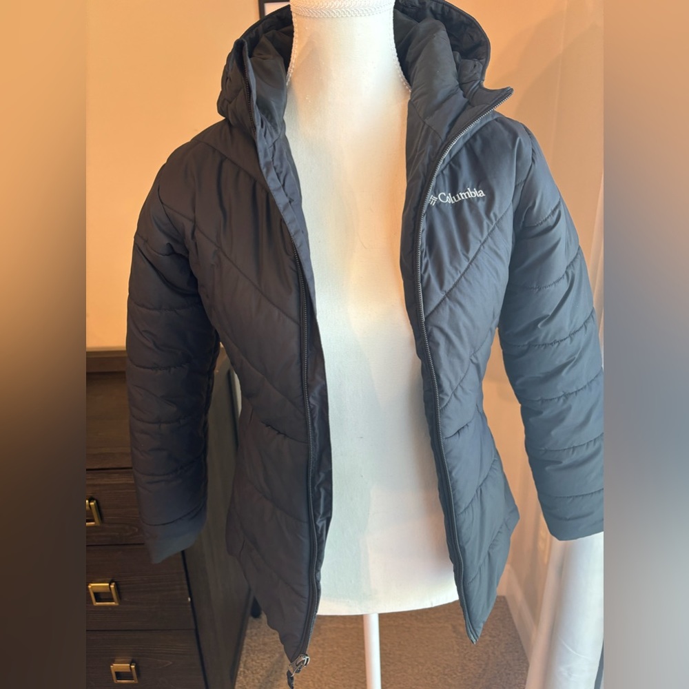 Girls Columbia winter coat - size medium (10/12)